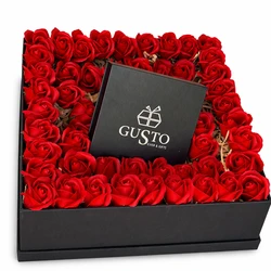 FLOWERS GIFT BOX